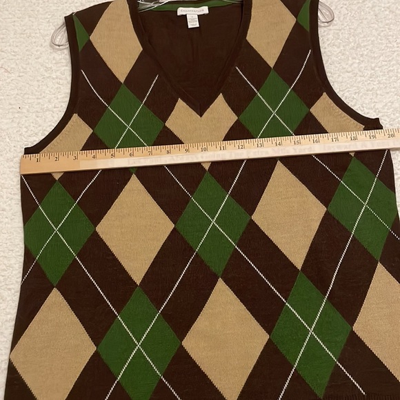 CHARTER CLUB ARGYLE SLEEVELESS SWEATER, MULTI COLOR, 60% MERINO WOOL - Picture 7 of 10